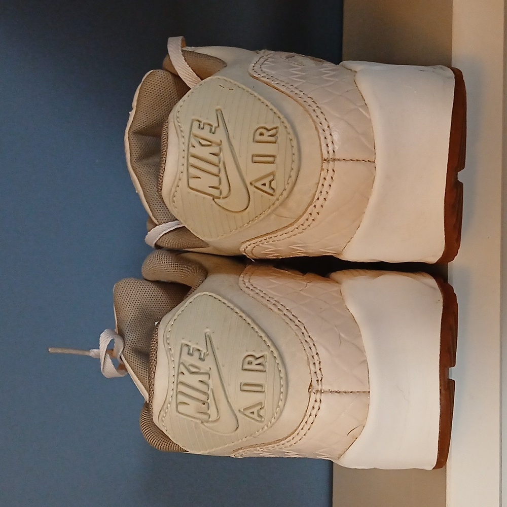 Nike Air Max Textured Cream Sneakers - Picture 3 of 7